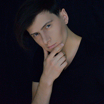 Өмірбаян Max Oazo