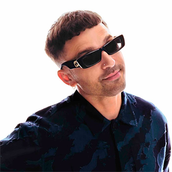 Өмірбаян Michael Bibi