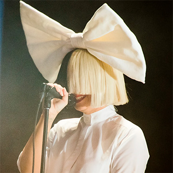 Өмірбаян Sia