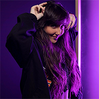 Өмірбаян Victoria Niro