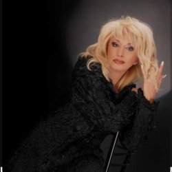 Мұқаба Ирина Аллегрова - Есаул