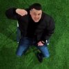 Мұқаба Местный - В кресле Местный - В кресле