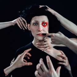 Мұқаба VESNA - Зеркала