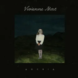 Мұқаба Vivienne Mort - Змія