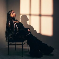 Мұқаба Zoe Wees - Lightning