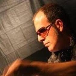 Мұқаба Jose Amnesia feat. Jennifer Rene - Invincible (Sied van Riel Remix)