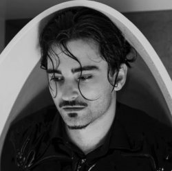 Мұқаба Dyro - Bombai