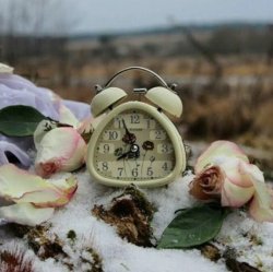 Мұқаба Нейросеть - Летят года