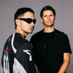 Мұқаба Bassjackers - Let’s Get Weird (Original Mix)