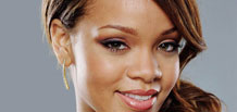 Rihanna sets a digital sales record: a new benchmark for the music industry